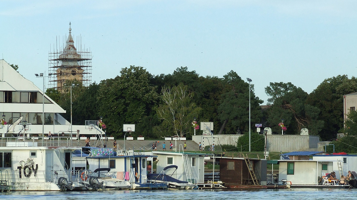 Katolička crkva Novi Bečej