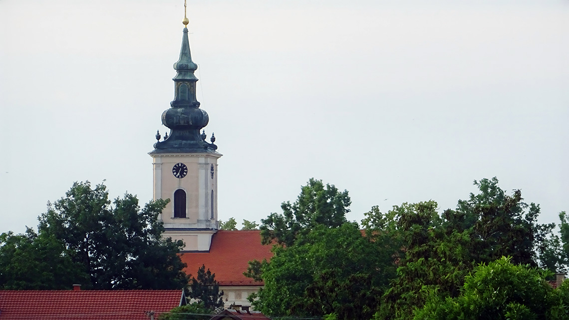 Divan je pogled sa dolme na Vranjevo