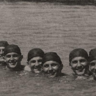 Vaterpolisti Jedinstva 1953/54. (s desna na levo):